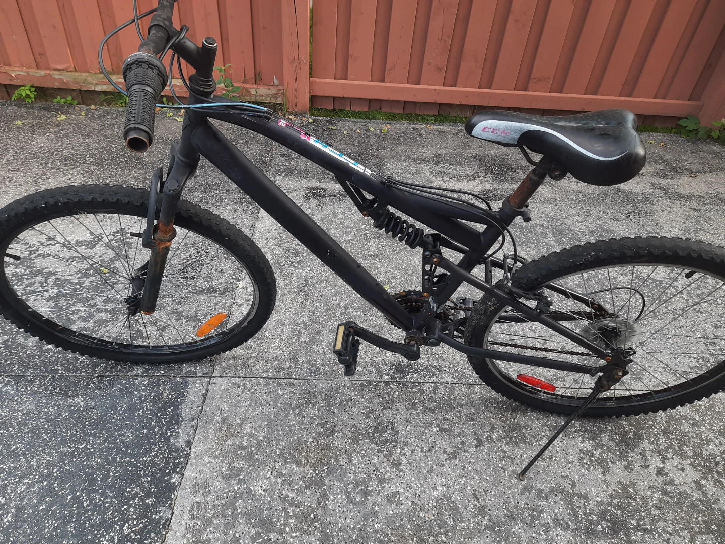Black Full Suspension Mountain Bike