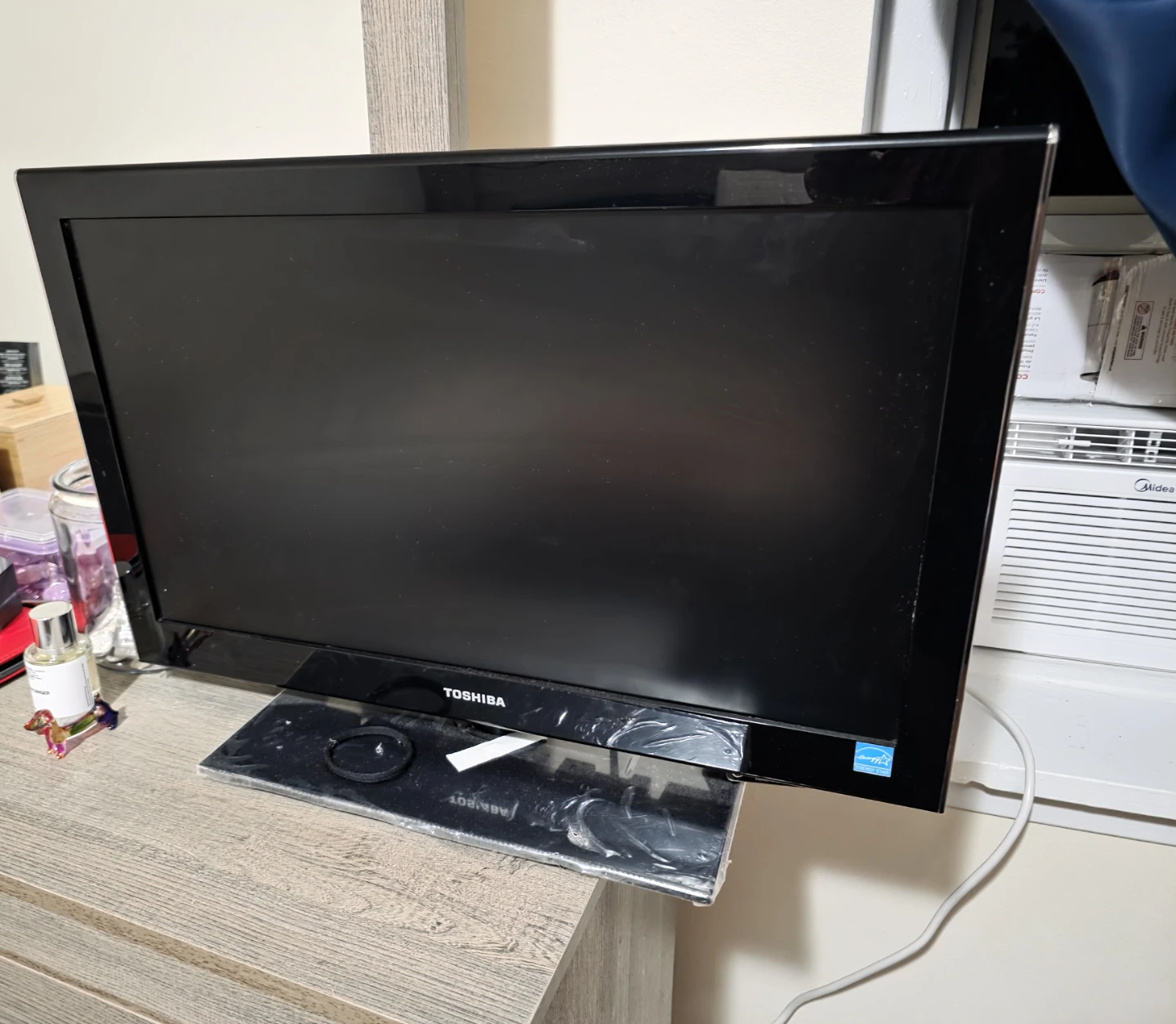 Toshiba + Haier TV