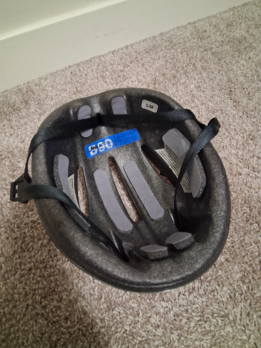 Bell Red Bike Helmet - photo 2
