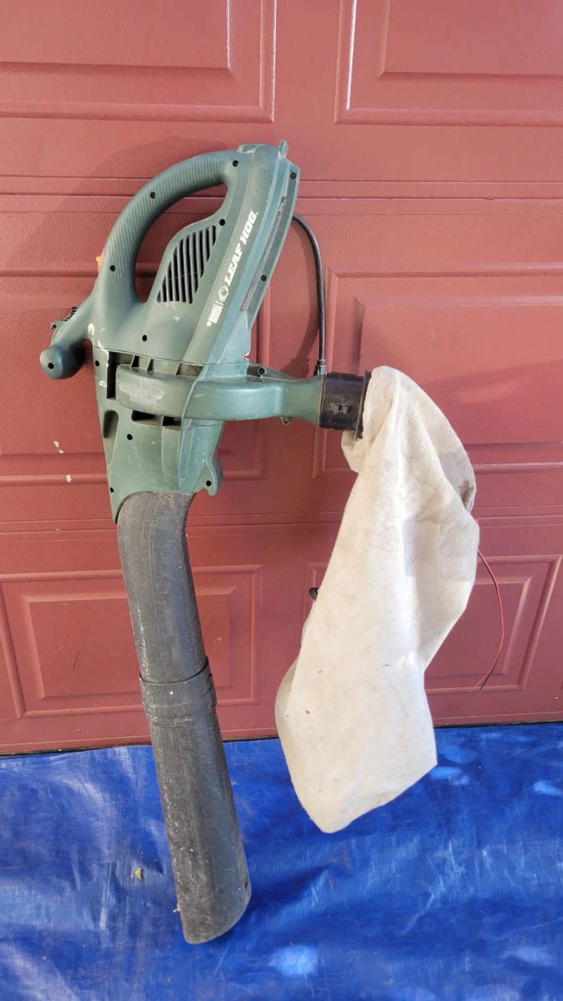 Leaf Hog Blower Vac with Bag - photo 2