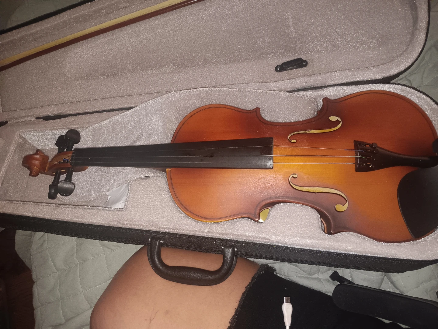 Mendini Violin 4/4 with Case