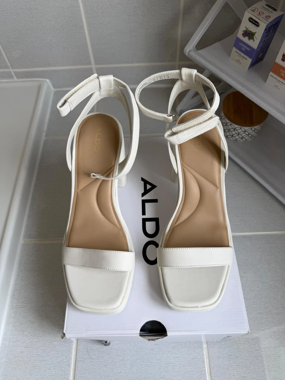 White ALDO Block Heel Sandals Size 10 - photo 3