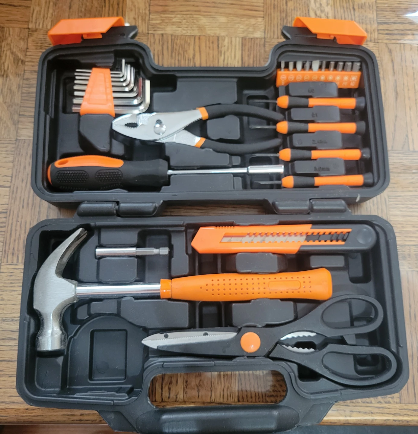 Cartman 39 Piece Tool Kit