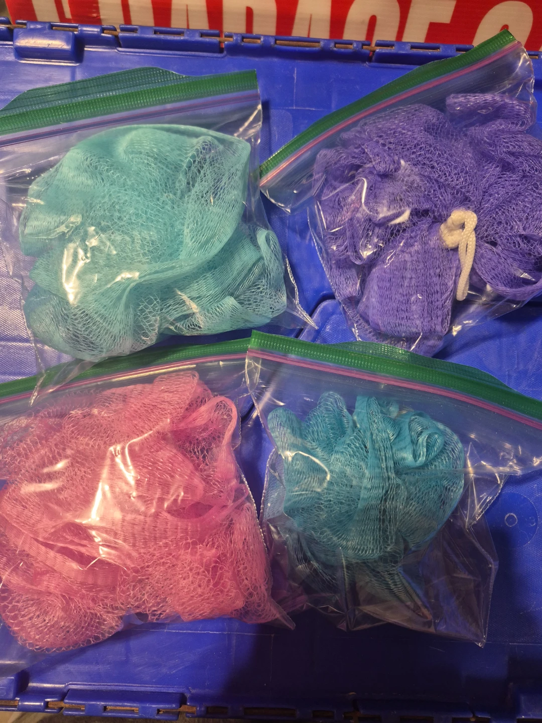 Mesh Shower Pouf