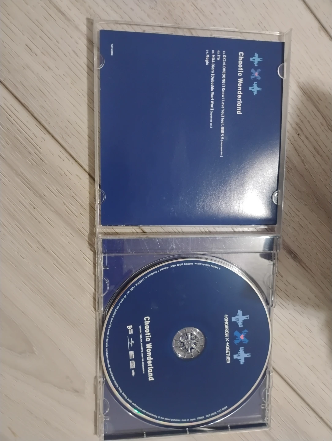 TXT TOMORROW X TOGETHER Chaotic Wonderland CD - photo 2