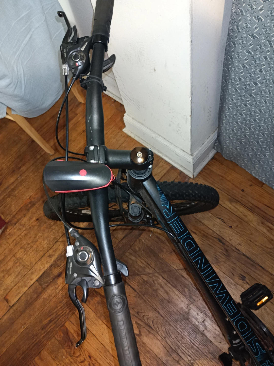Schwinn Sidewinder Mountain Bike - photo 2