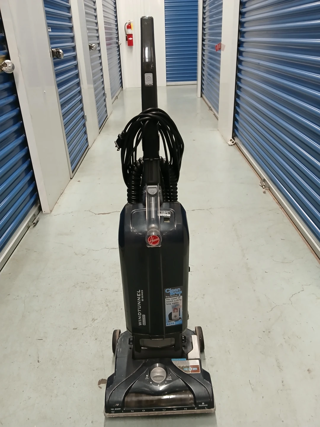 Hoover WindTunnel  Bagged Vacuum