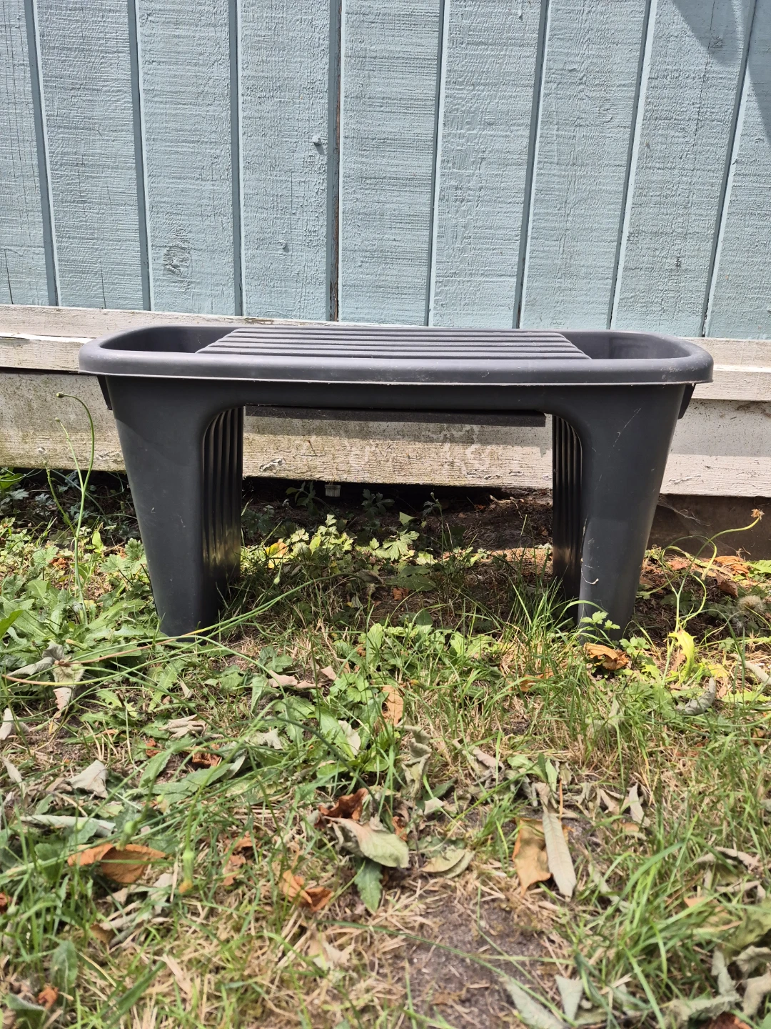 Gardening bench