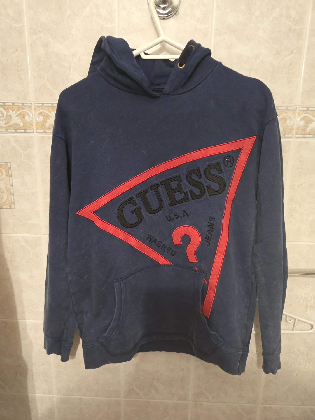 Vintage distressed  GUESS Hoodie  Size 14- fits Small