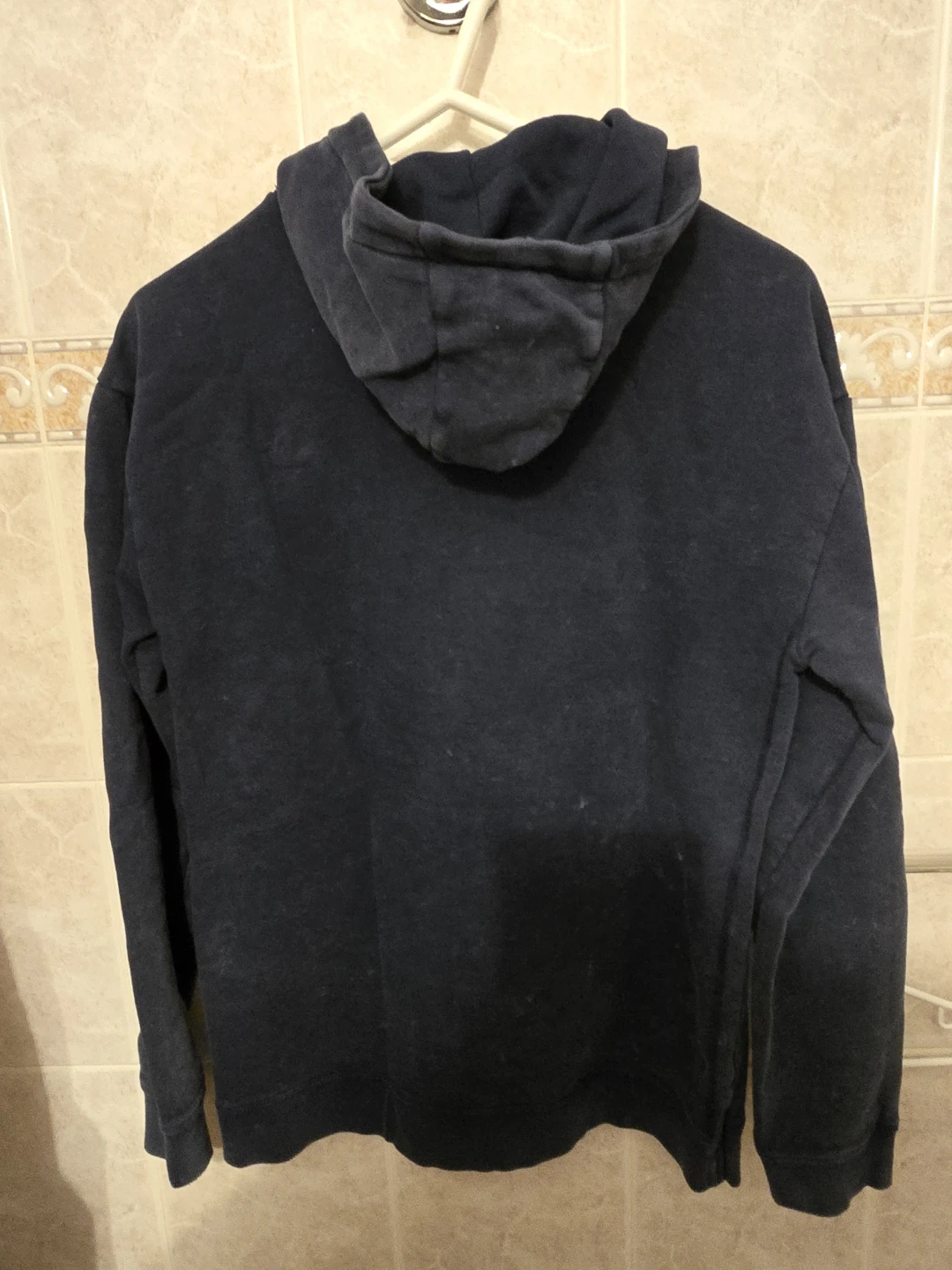 Vintage distressed  GUESS Hoodie  Size 14- fits Small - photo 5