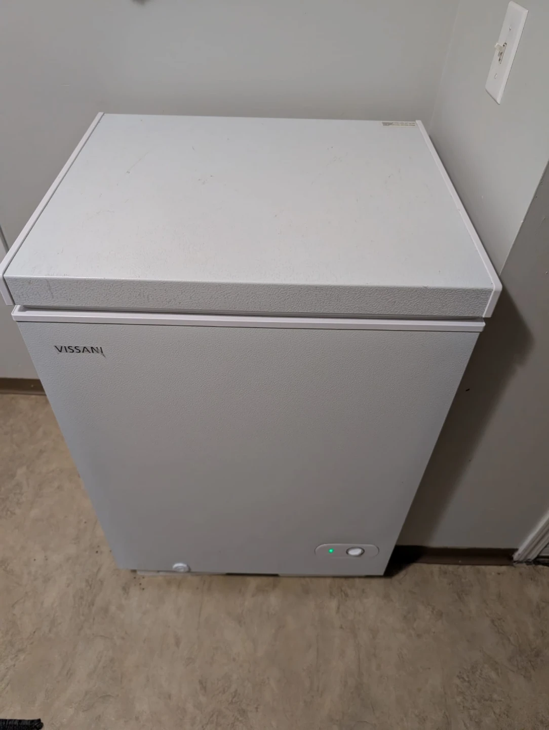 VISSANI Chest Freezer - photo 2
