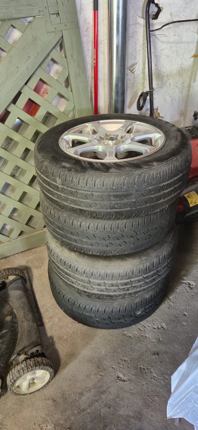 Set of 4 Continental Tire and rims - 195/65 R15 - photo 3