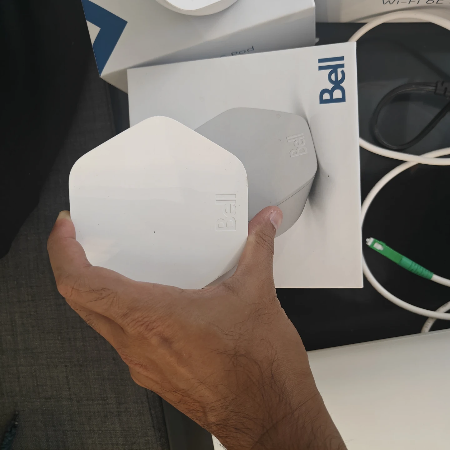 Bell Wi-Fi 6E Pod - photo 5