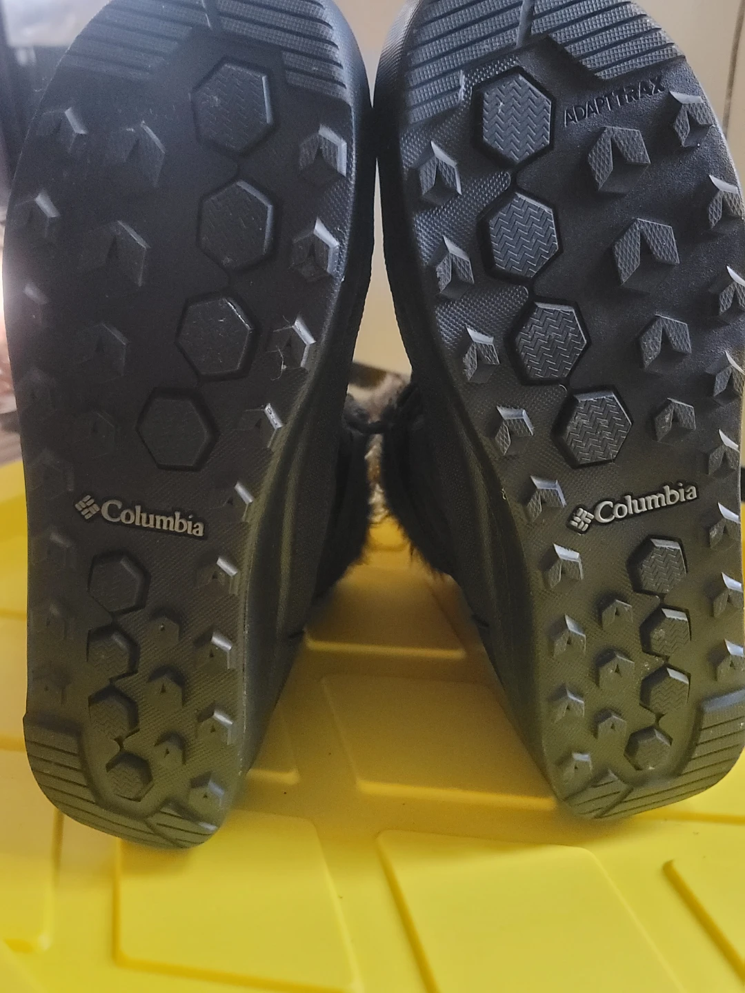 Columbia Women's Winter Boots Size 11 - photo 3