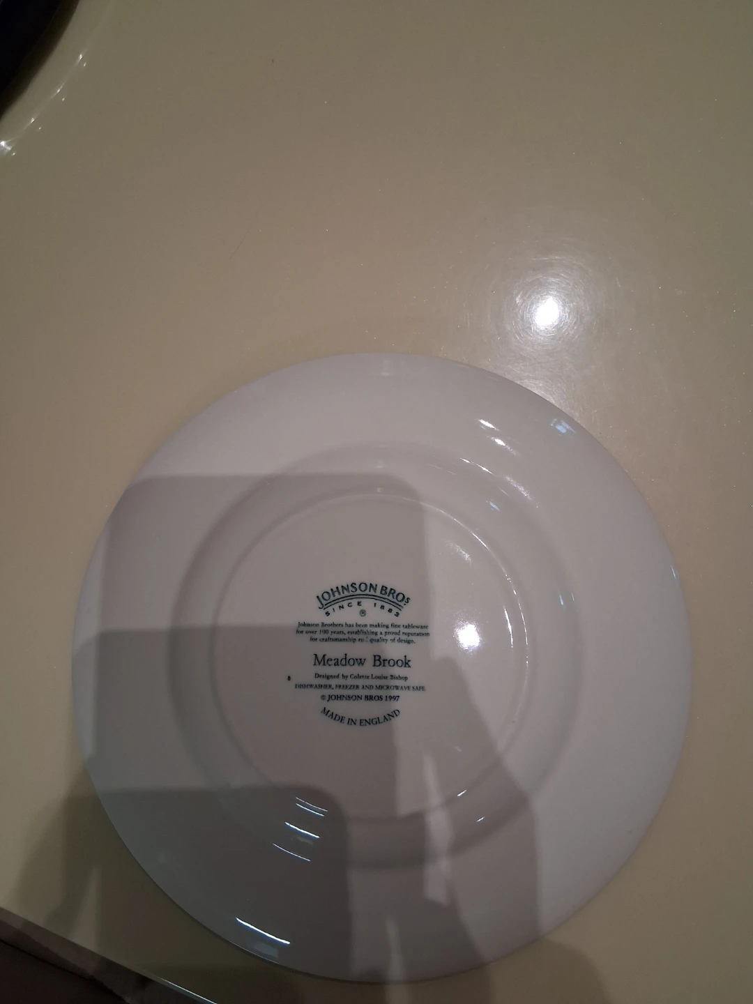 Johnson Brothers plates and soup bowls - photo 3