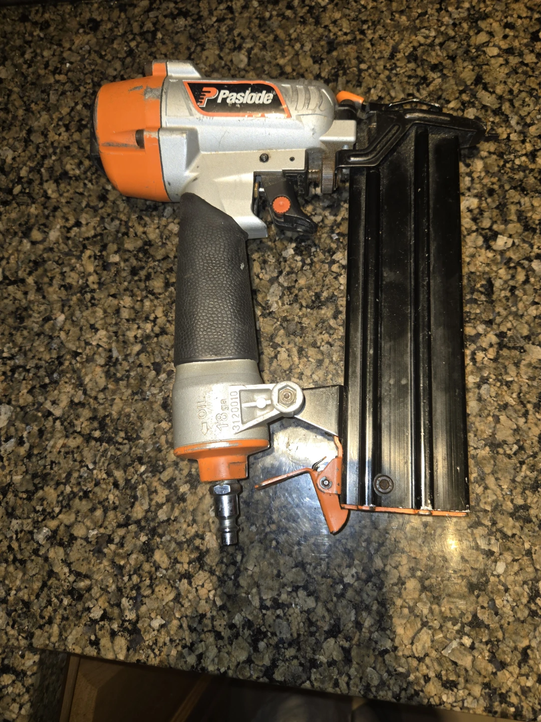 Paslode 18-Gauge Brad Nailer P18-200 - photo 4