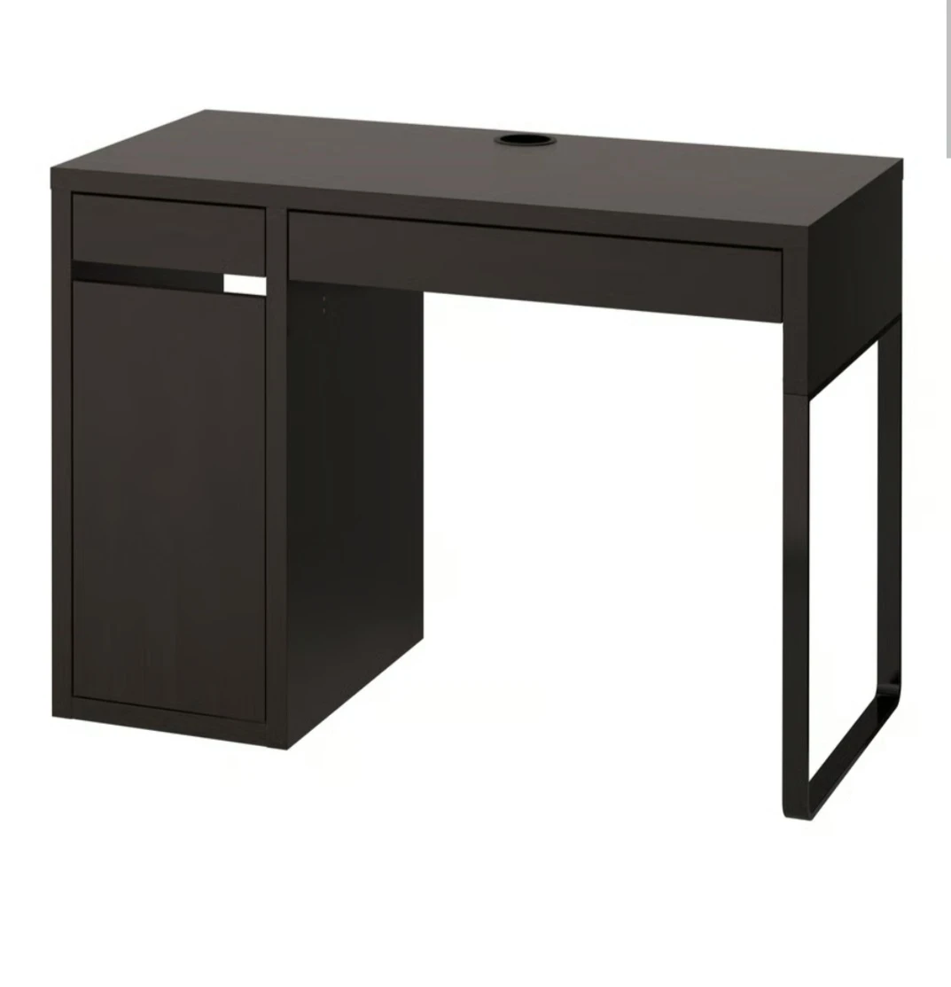 IKEA MICKE Desk - Like New