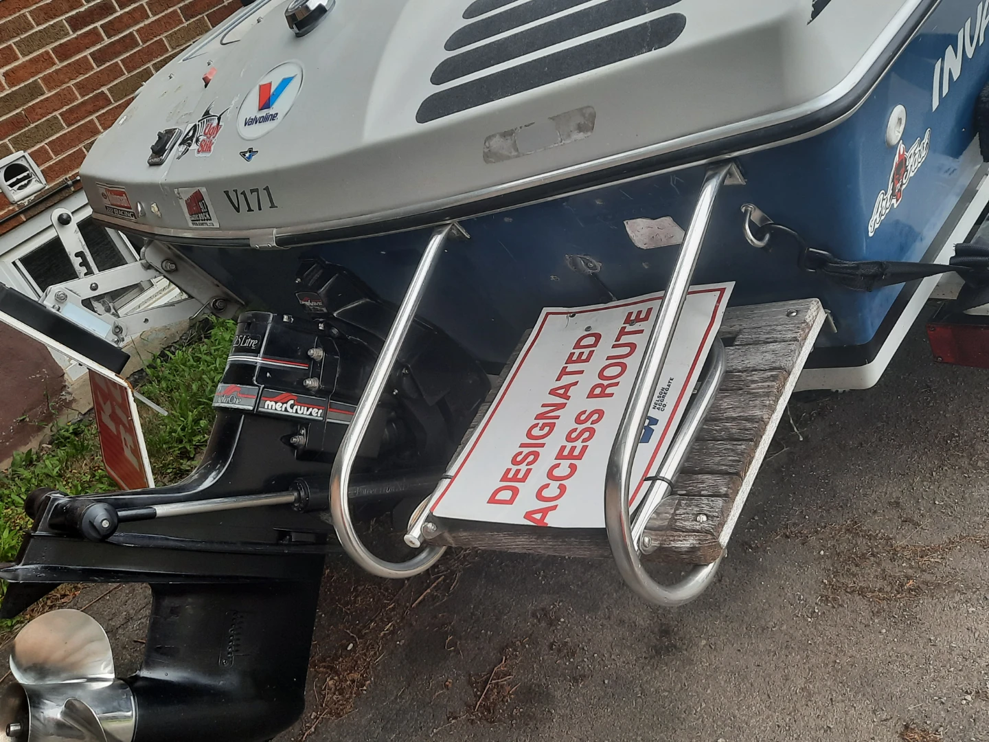 Invader Boat with 2.5L Alpha One Outboard Motor - photo 3