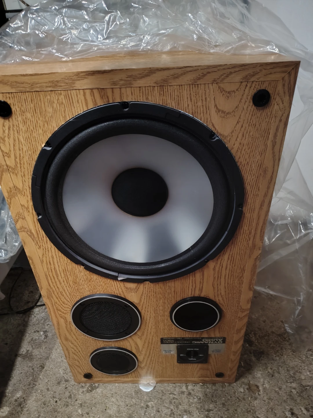 Dynamic Audio Pro Poly Series 1901 Speakers new condition - photo 3