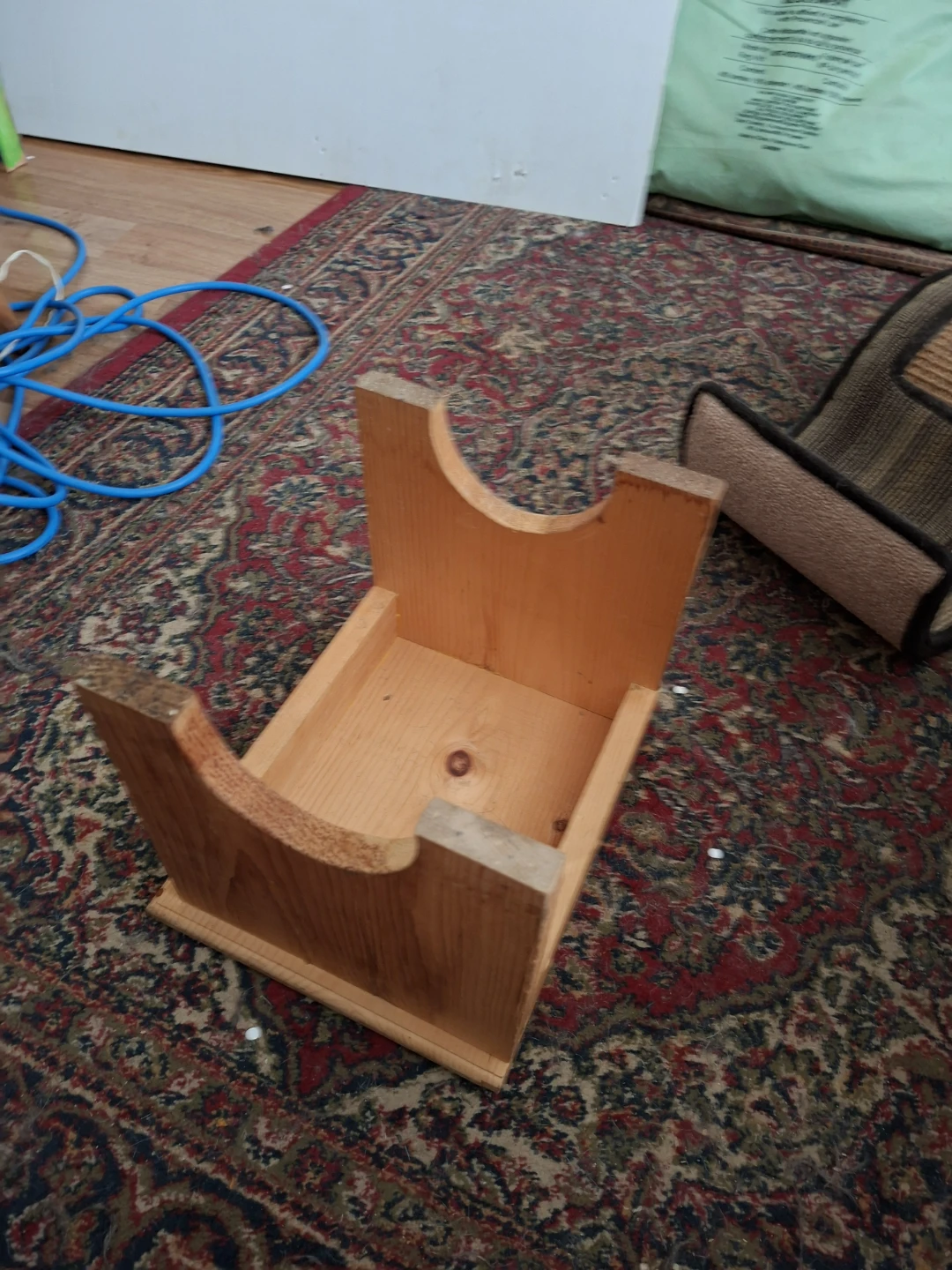 ●●● Wooden Step Stool  ●●● - photo 2