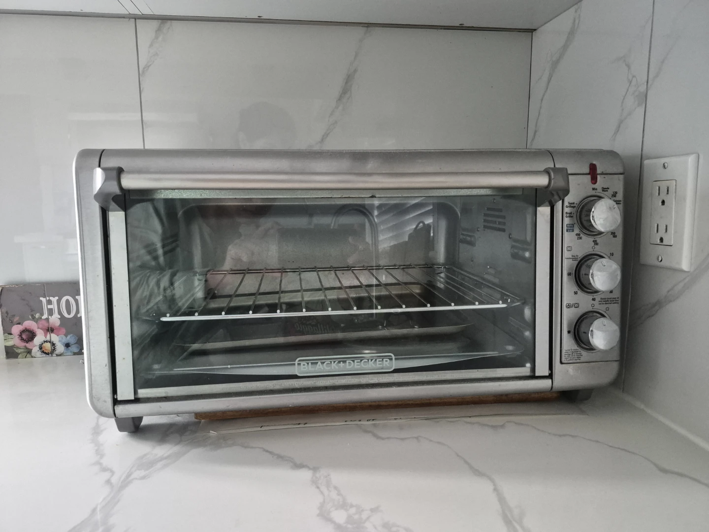 Black & Decker Convection Toaster Oven With Air Fryer