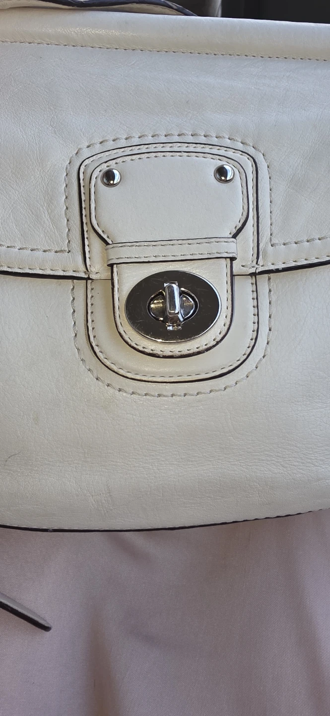 Authentic 70th Anniversary Limited Edition Leather Crossbody Bag - photo 5