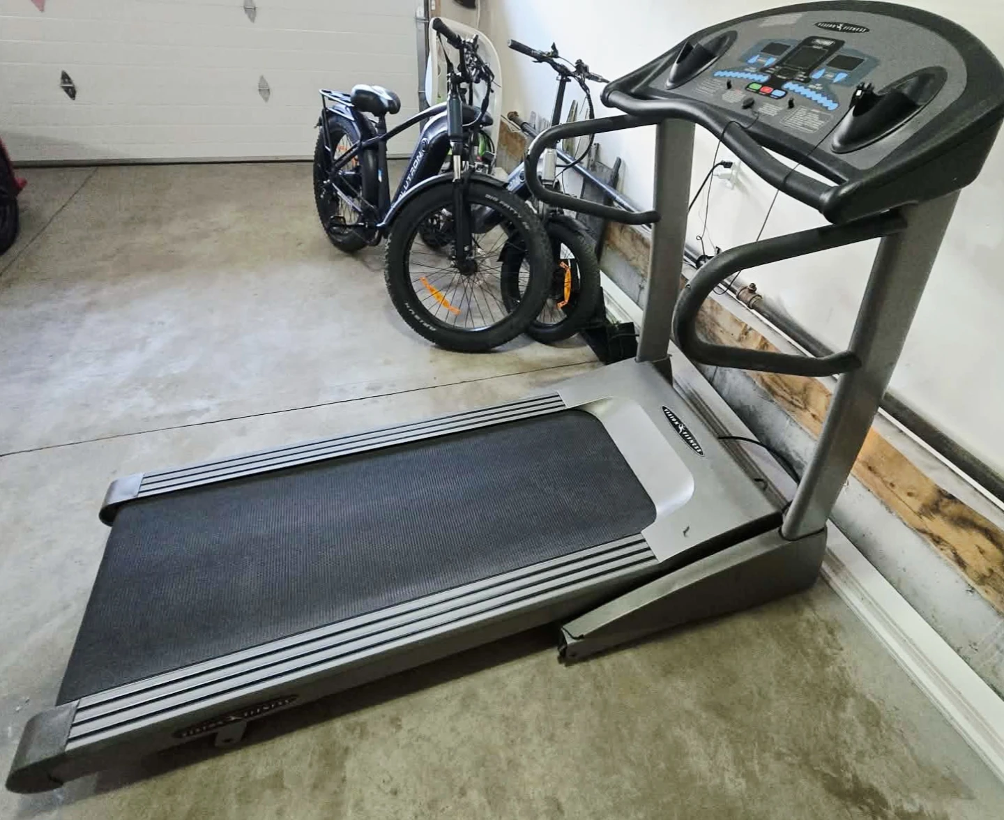Vision Fitness T7400 Running Treadmill - photo 3