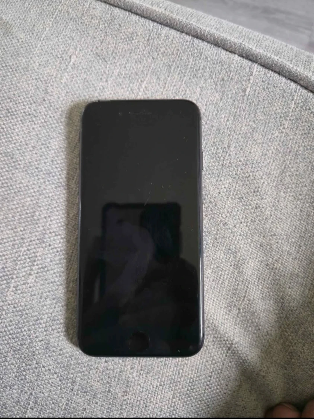 Apple iPhone 8 - photo 4
