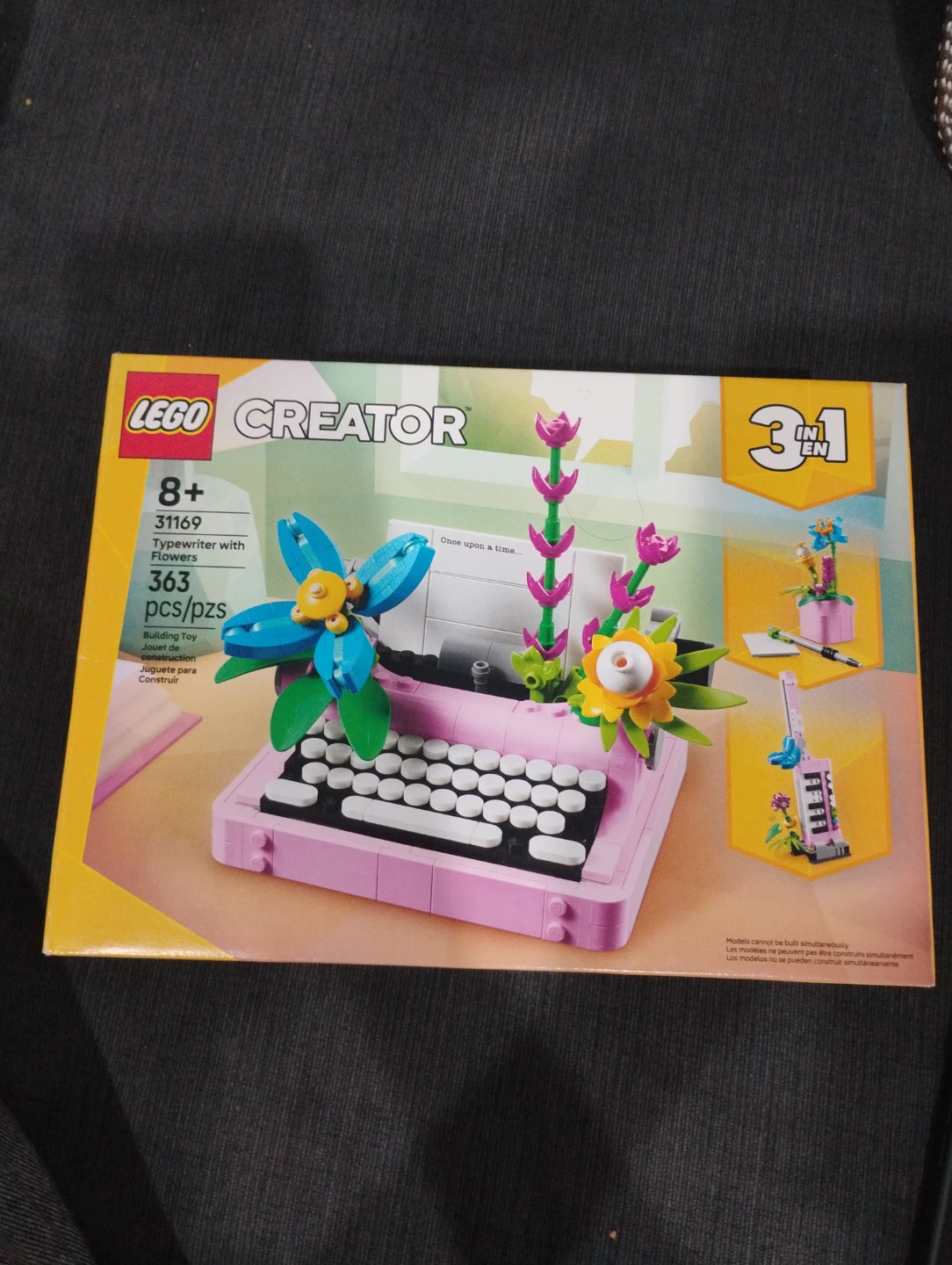LEGO Creator 31169 Typewriter with Flowers