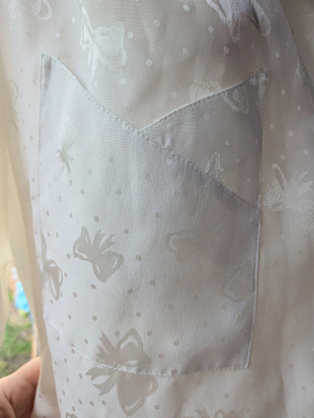 White Bow Print button down Nightie sz LARGE - photo 4