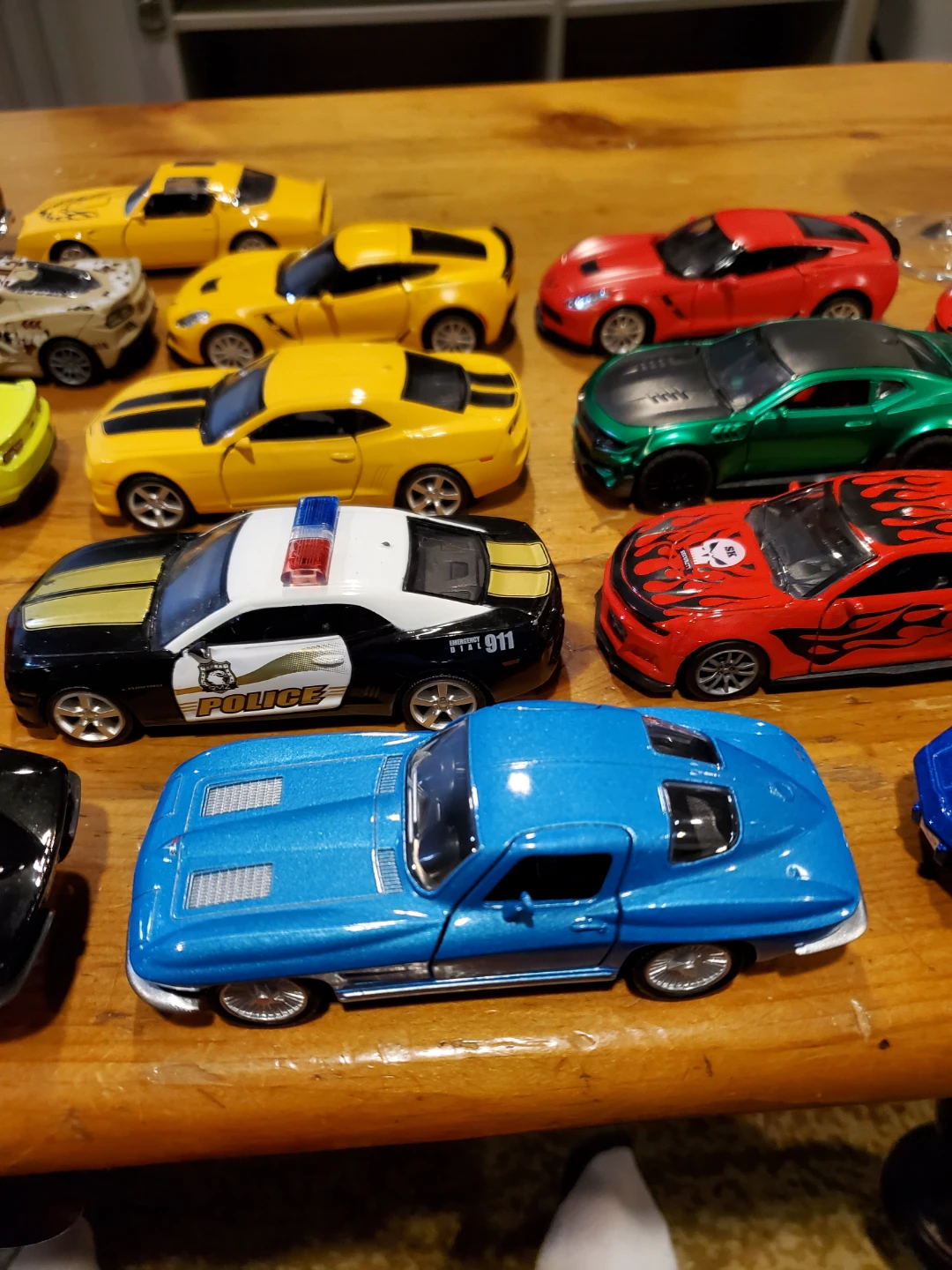 1/32-1/43 Collection of Toy Cars - photo 4