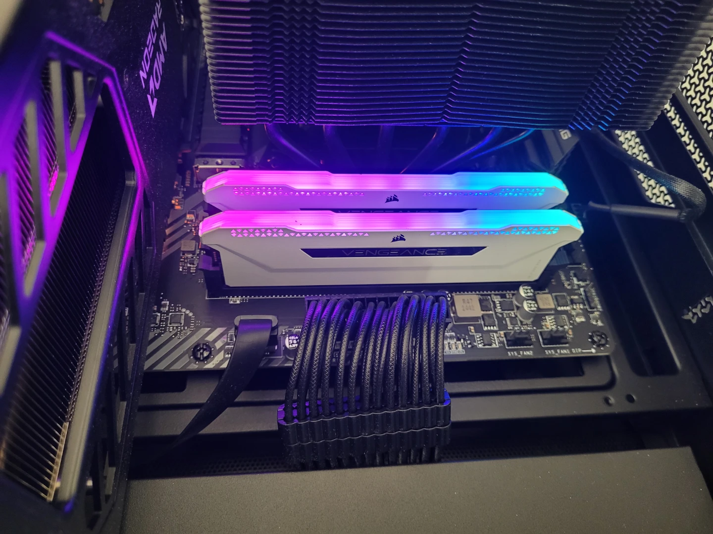 32GB Corsair DDR4 3600MHz CL18 RAM - photo 3