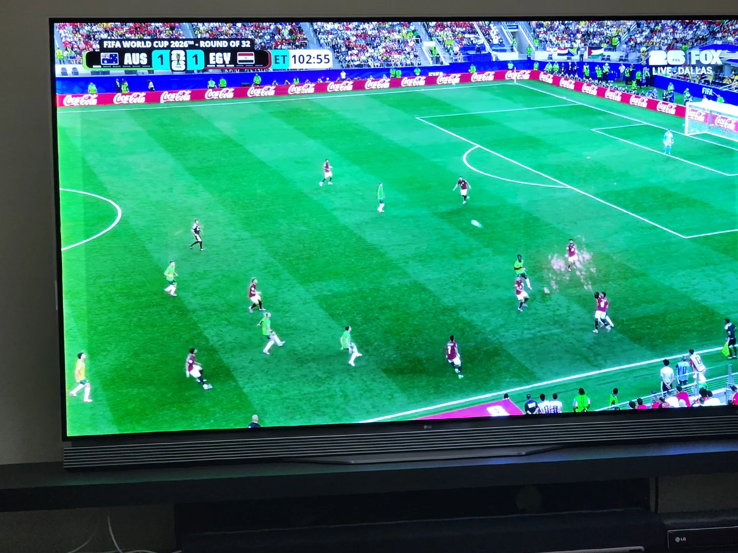 LG OLED 65" SMART TV - photo 2