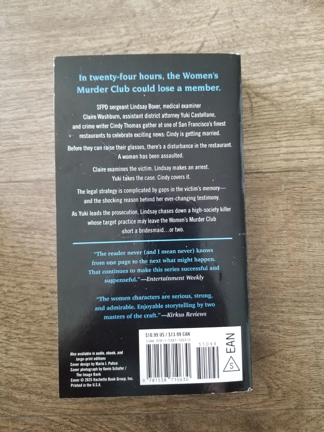 The 24th Hour by James Patterson & Maxine Paetro - photo 2