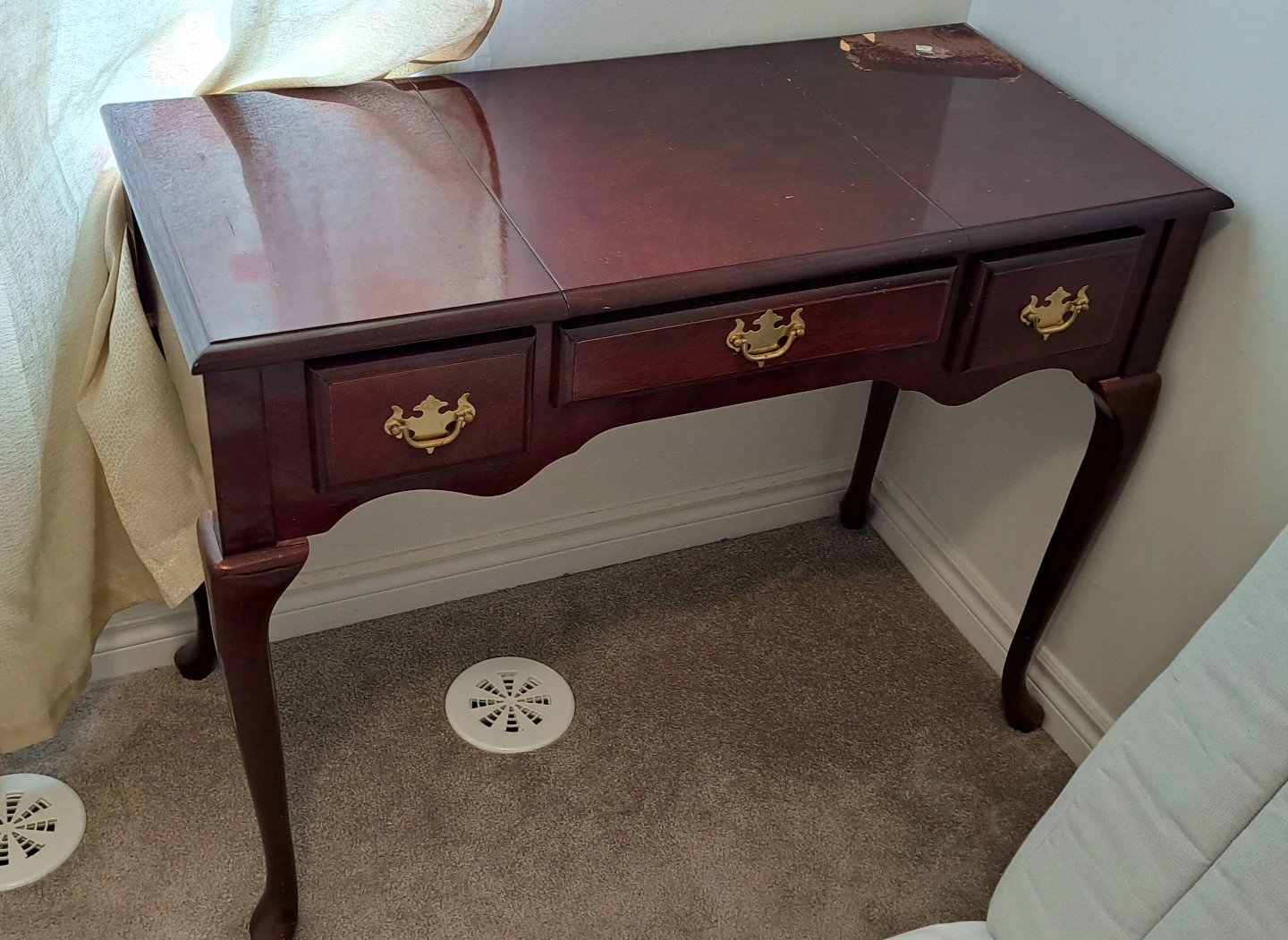 Wooden Vanity Dressing Table with Mirror and Stool - photo 2