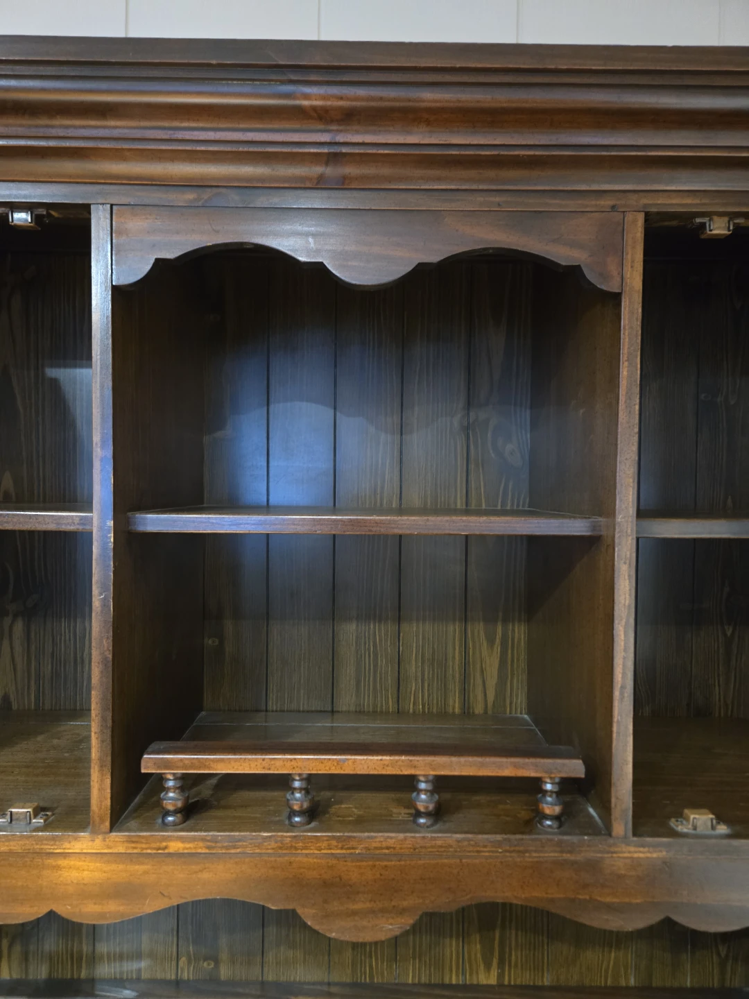 Vintage China Cabinet with Wet Bar - photo 2