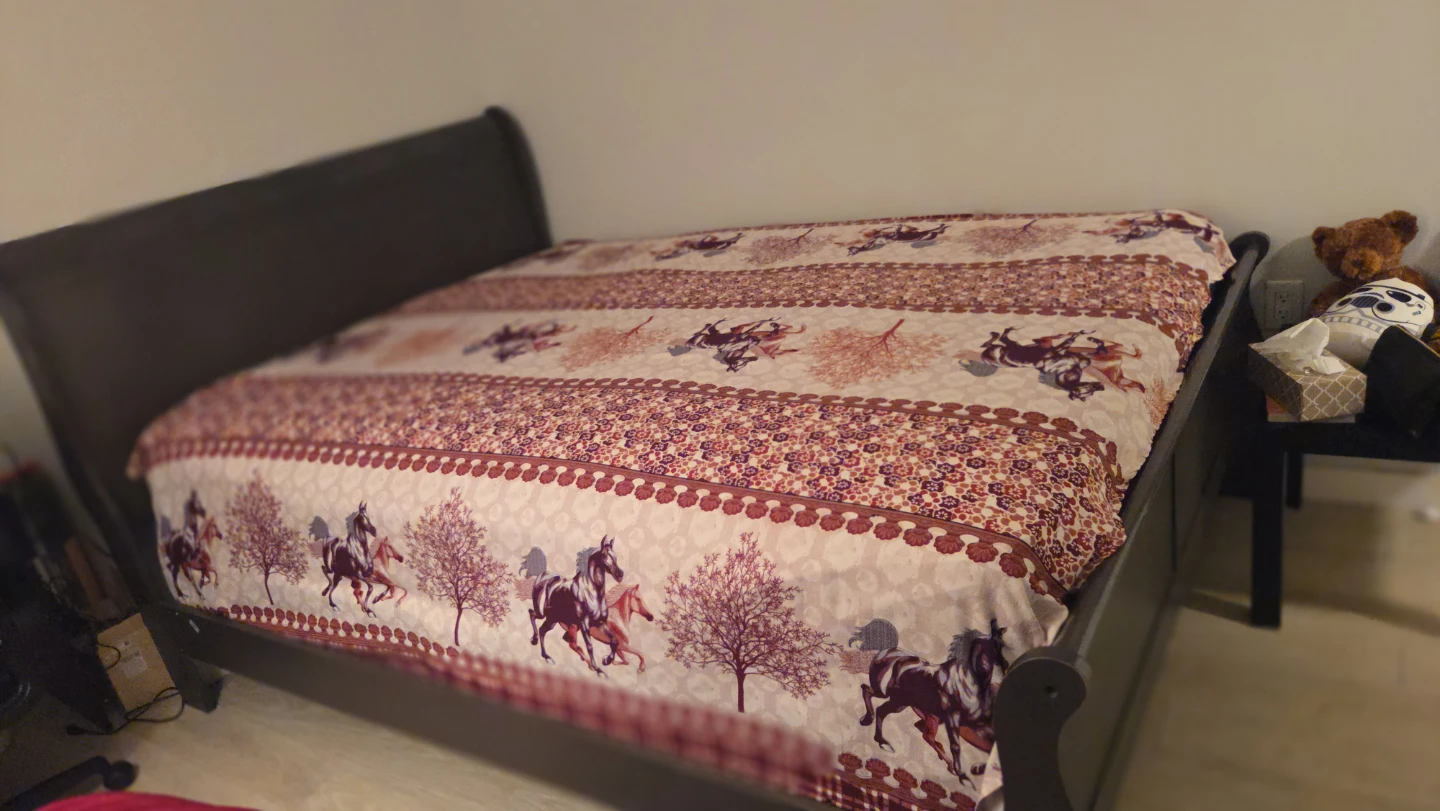 Bed and mattress - photo 3