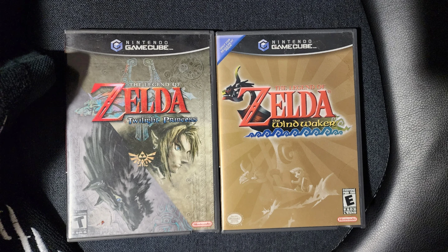 Nintendo GameCube Zelda: Twilight Princess & Wind Waker Games
