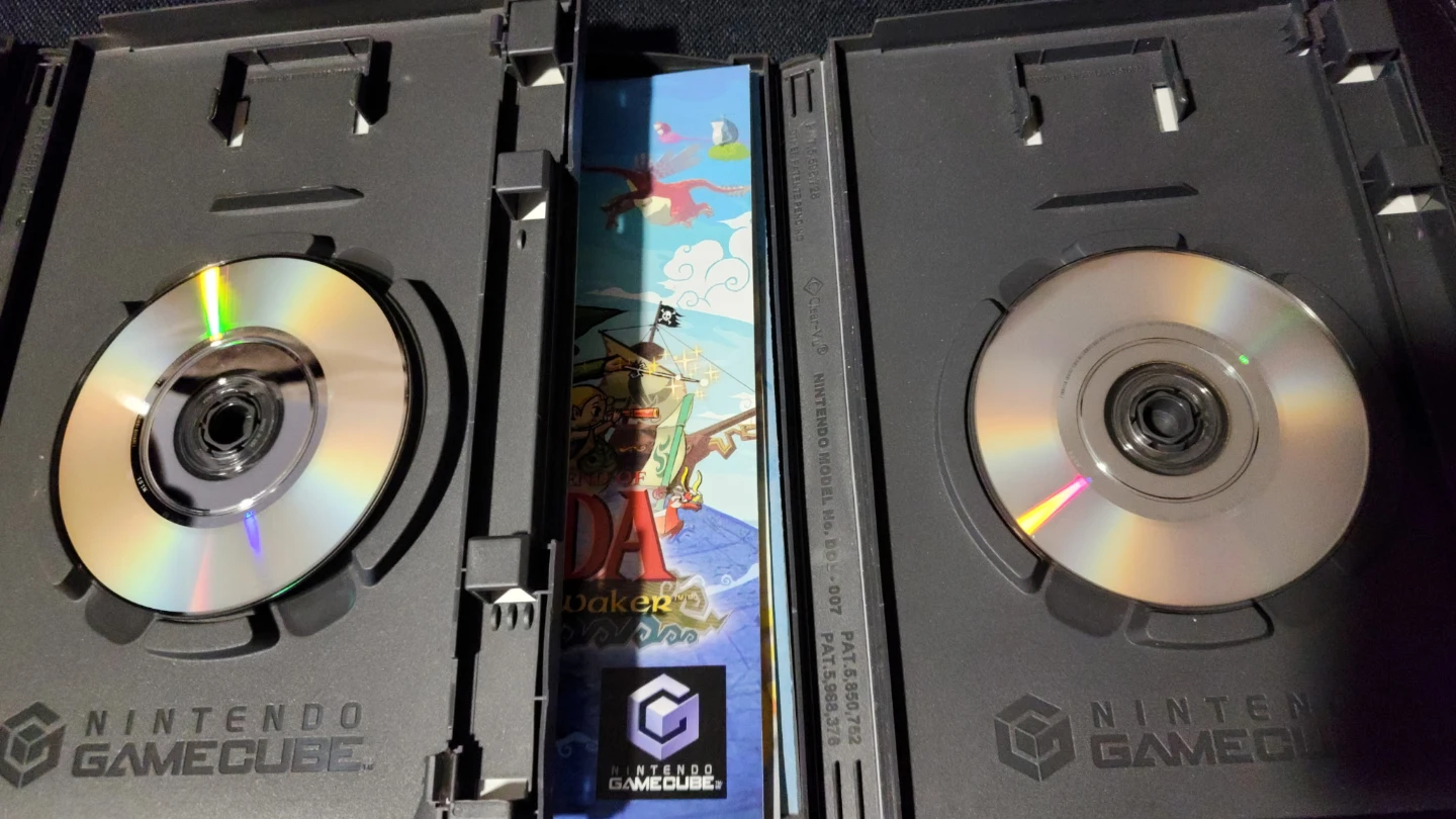 Nintendo GameCube Zelda: Twilight Princess & Wind Waker Games - photo 4