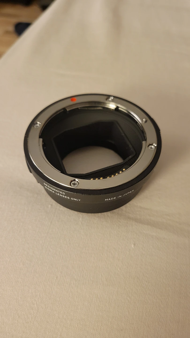 Sigma MC-11 Cannon EF to Sony FE Mount Converter - photo 2