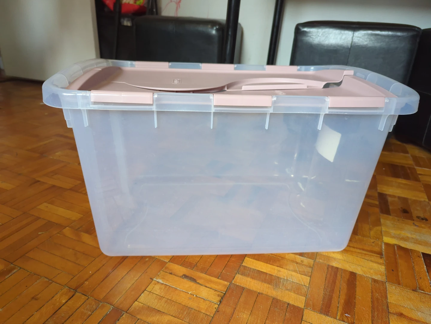 Sterilite Storage Bin with Lid - photo 2