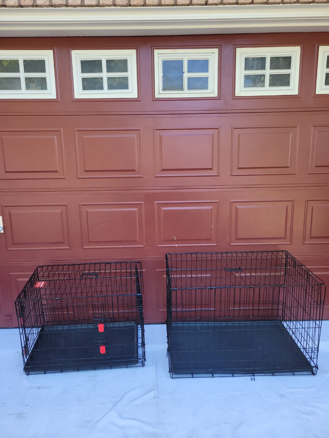 24" & 36" Wire Dog Crates with tray - photo 3