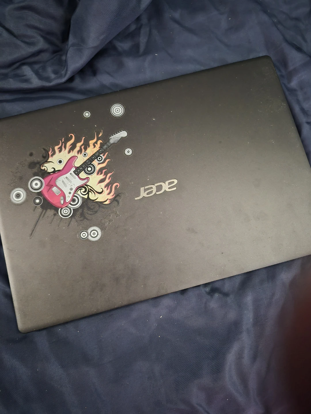 Acer Laptop No box i offer