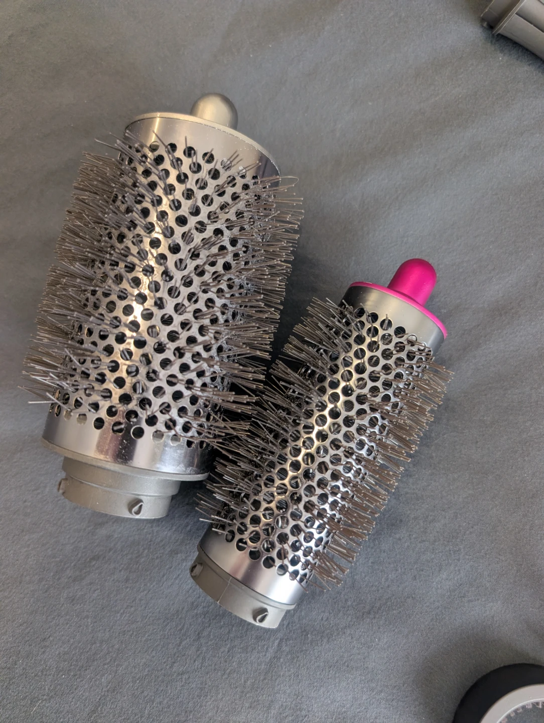 Dyson Airwrap kit + 2 BONUS Attachments ($120 Value) - photo 4