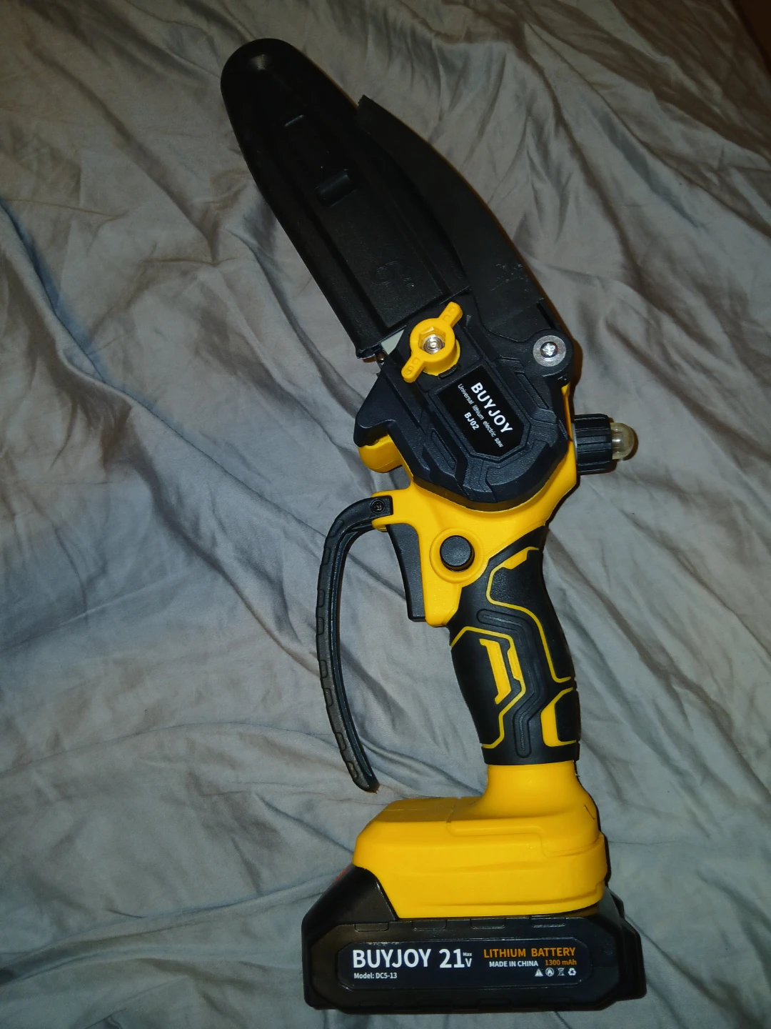 BUYJOY 6" Cordless Mini Chainsaw