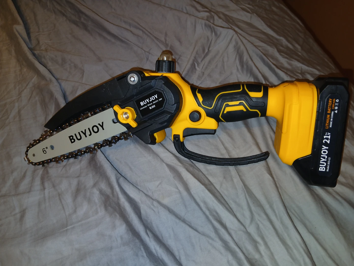 BUYJOY 6" Cordless Mini Chainsaw - photo 4