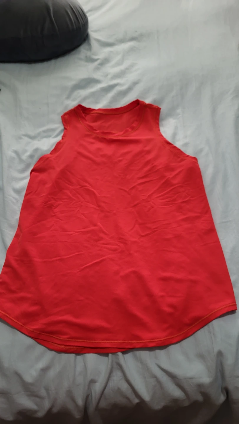 Lululemon Tank Top - Red size 6