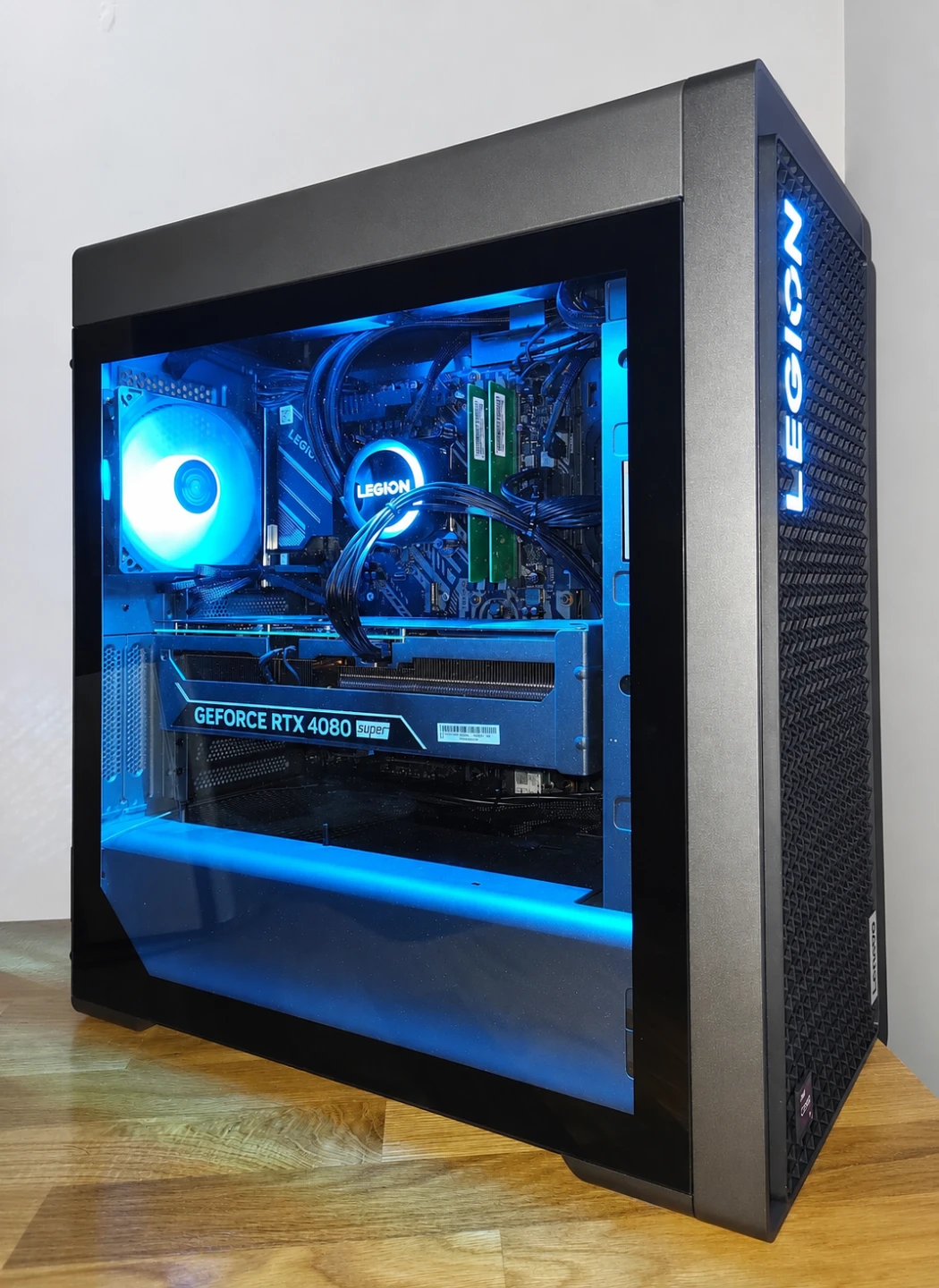 Gaming PC Computer with RTX 4080 Super GPU + I9-14900KF CPU