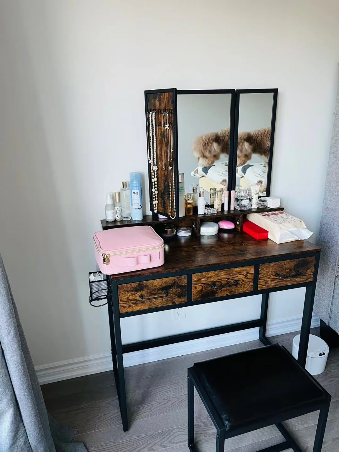 Vanity Desk with Tri-fold Mirror and Stool
