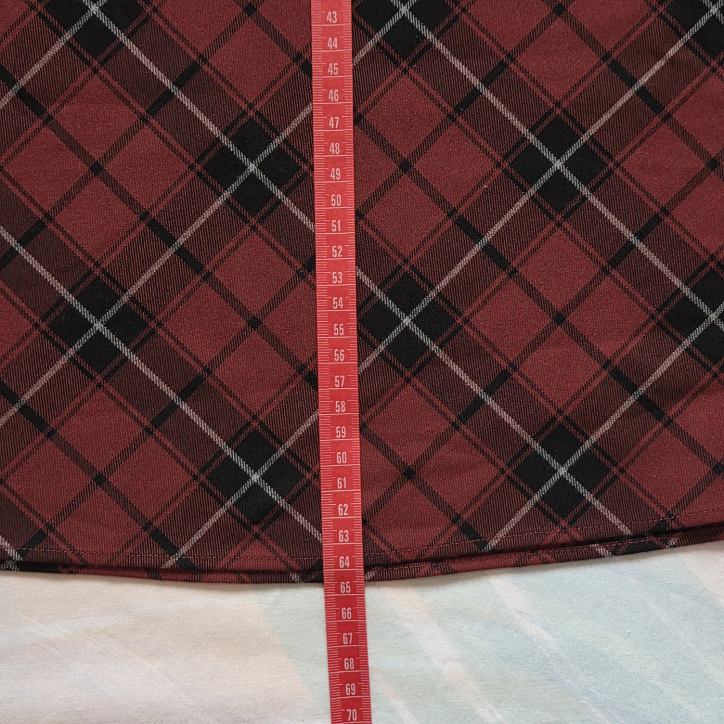 UNIQLO Red & Black Plaid Skirt - photo 3